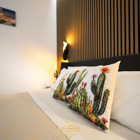 Sicily Luxury Rooms Палермо Экстерьер фото
