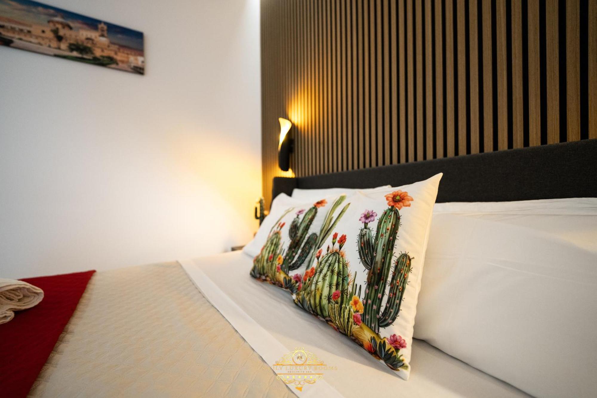 Sicily Luxury Rooms Палермо Экстерьер фото